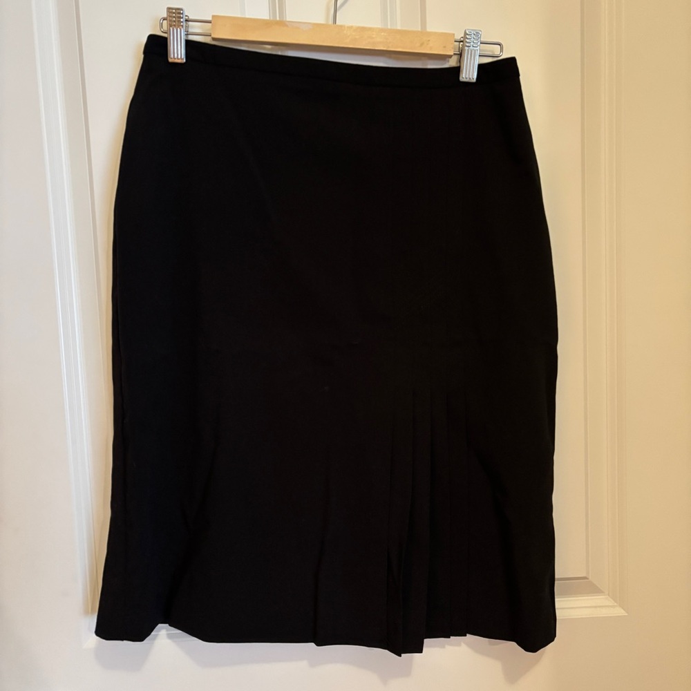 Black Women's Pencil Skirt with Pleat Detail